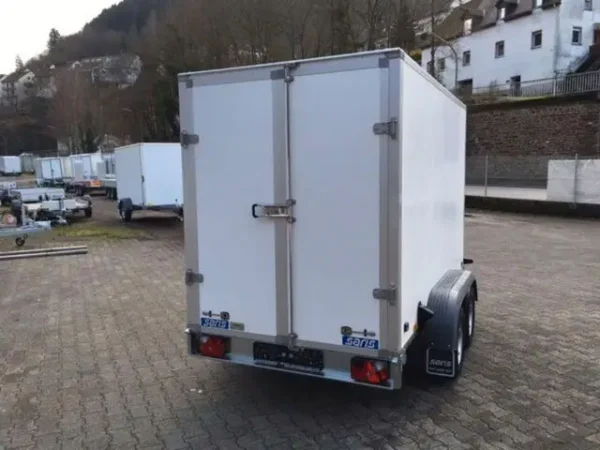 Böckmann KT 3015/27 M – 2.700 kg – mit Flügeltüren