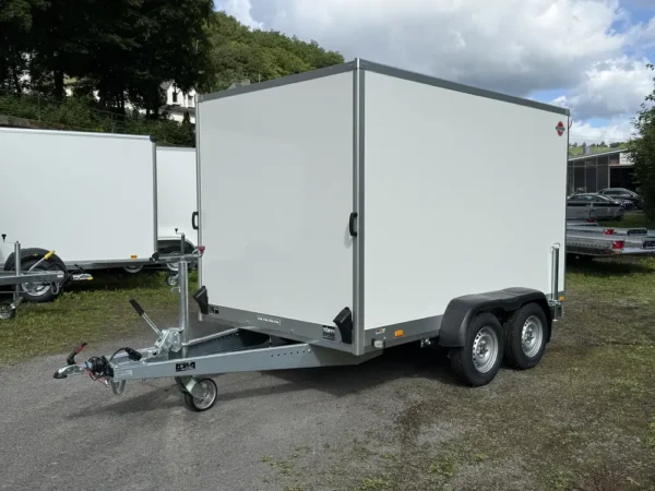 Stema P-BOX STPK 27-30-18.2 P18.1 mit Heckrampe – sehr robust